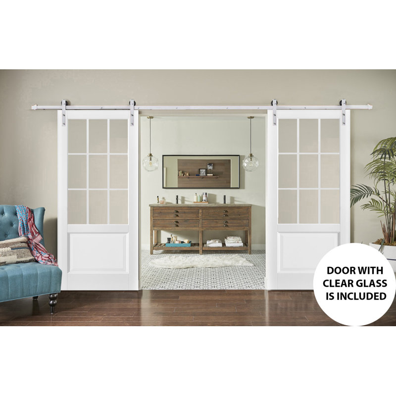 Porte de grange double robuste avec moulures Felicia 3599 Blanc Soie et vitrage transparent, rail de 4 m (13 pi), portes intérieures à panneaux pleins et lourds - 213 cm x 203 cm (84 po x 80 po) (2 x 107 cm x 80 po) - vitrage transparent - rail argenté