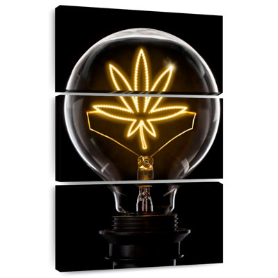 Marijuana Leaf Lightbulb