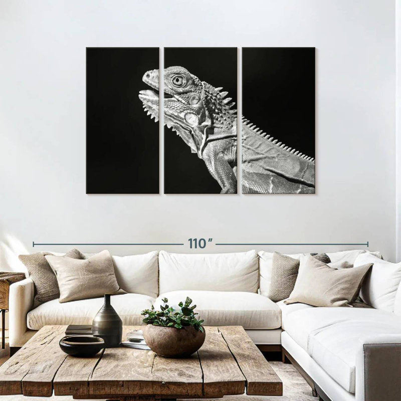 Monochrome Iguana, 48" H x 74" W