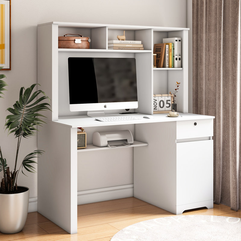Computer Desk with Hutch and Outlet