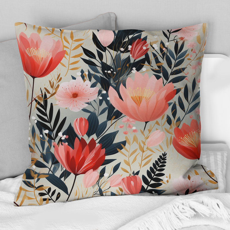 Coussin décoratif imprimé floral Love In The Wild, H 16 po x l 16 po