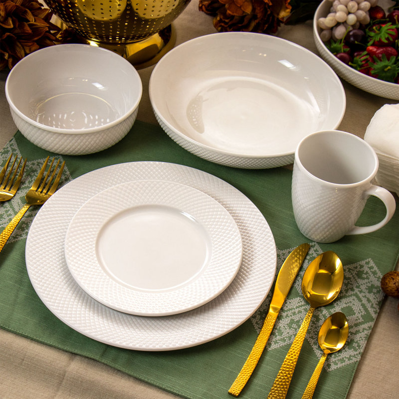 Elama 18-Piece White Porcelain Round Dinnerware Set