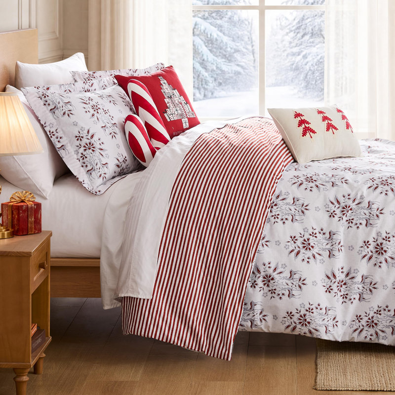 Southshore Fine Linens Merry Manor Oversized Comforter Bedding Set, 5-Piece with Decorative Pillows, Twin / Twin XL