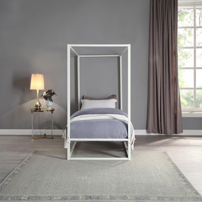Bedoya Metal Bed