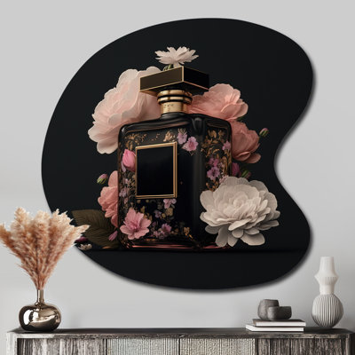 «Elegant Floral Perfume Bottle II», art mural asymétrique en forme de goutte de parfum