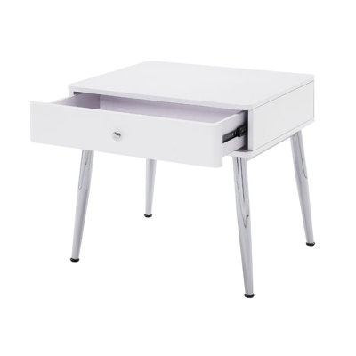 Aleara End Table with Storage