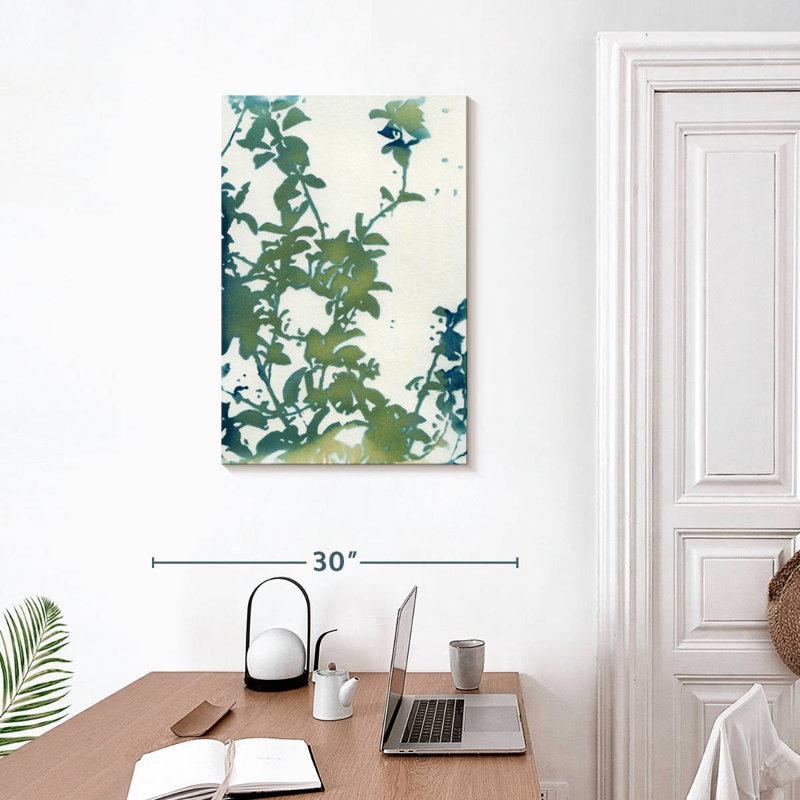 Harnek Shadow Floral, 30" H x 20" W