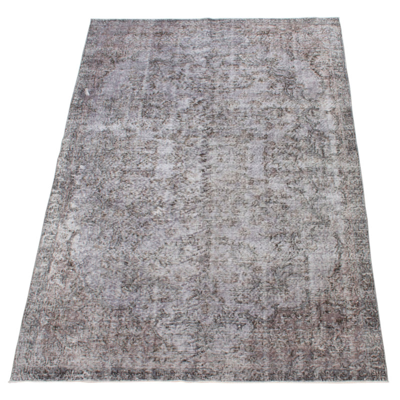 Tapis gris clair et brun clair 5 pi 7 po x 8 pi 8 po