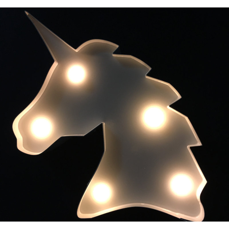 Petite chaise de licorne en cadeau avec lumières del Pinero
