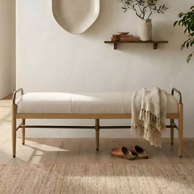 Banc moderne avec structure en métal