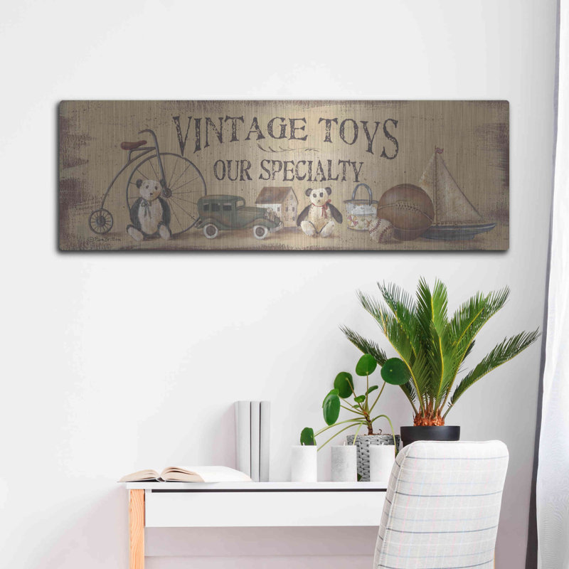 "Jouets antiques" par Pam Britton, H 16 po x l 48 po