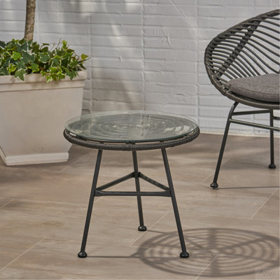 Table d'appoint en faux rotin Orlando
