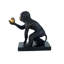 Figurine Pétersbourg tenant une pêche de longévité