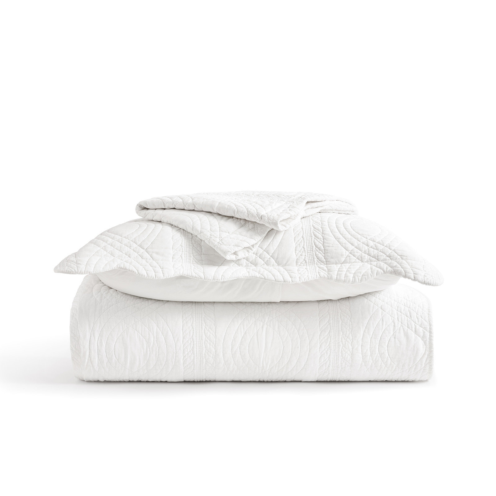 Scallop Edge Quilt Set