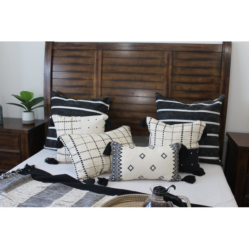 Housse de coussin lombaire noire et ivoire