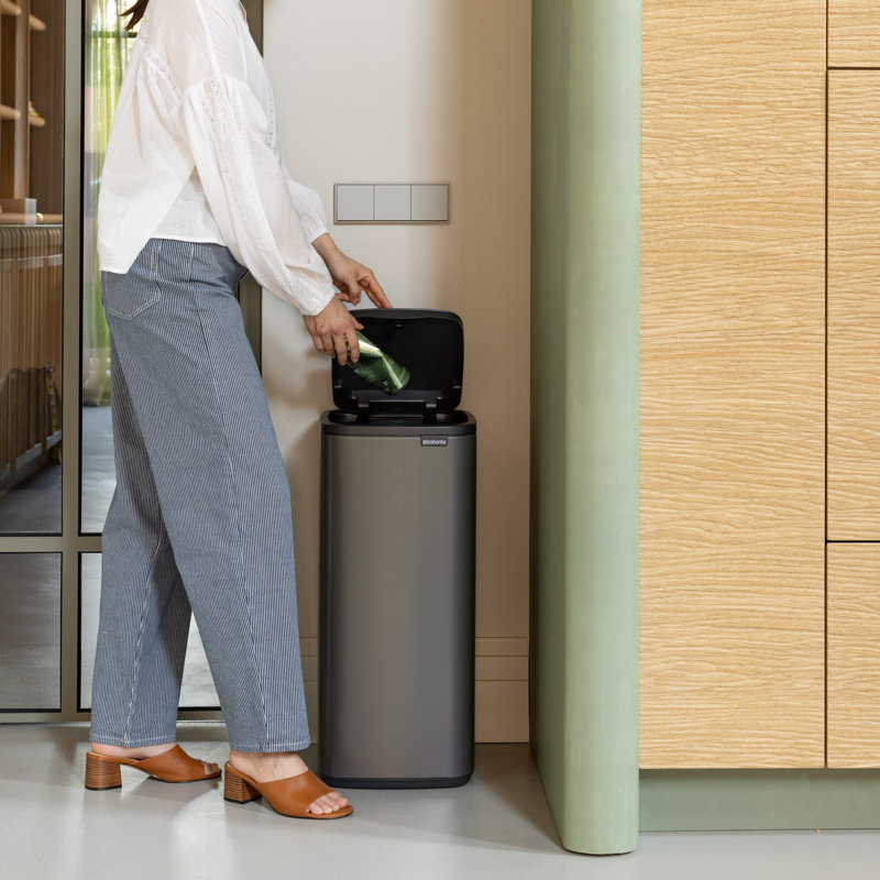 Brabantia Bo Touch Bin 30 Litre, Platinum