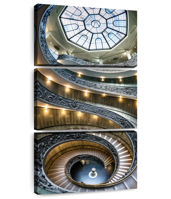 Momo, escalier en colimaçon au vatican Rome I, H 32 po x l 15 po