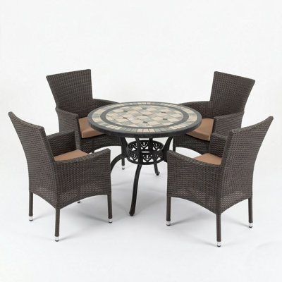 4 - Person Patio Dining Set with Round Table