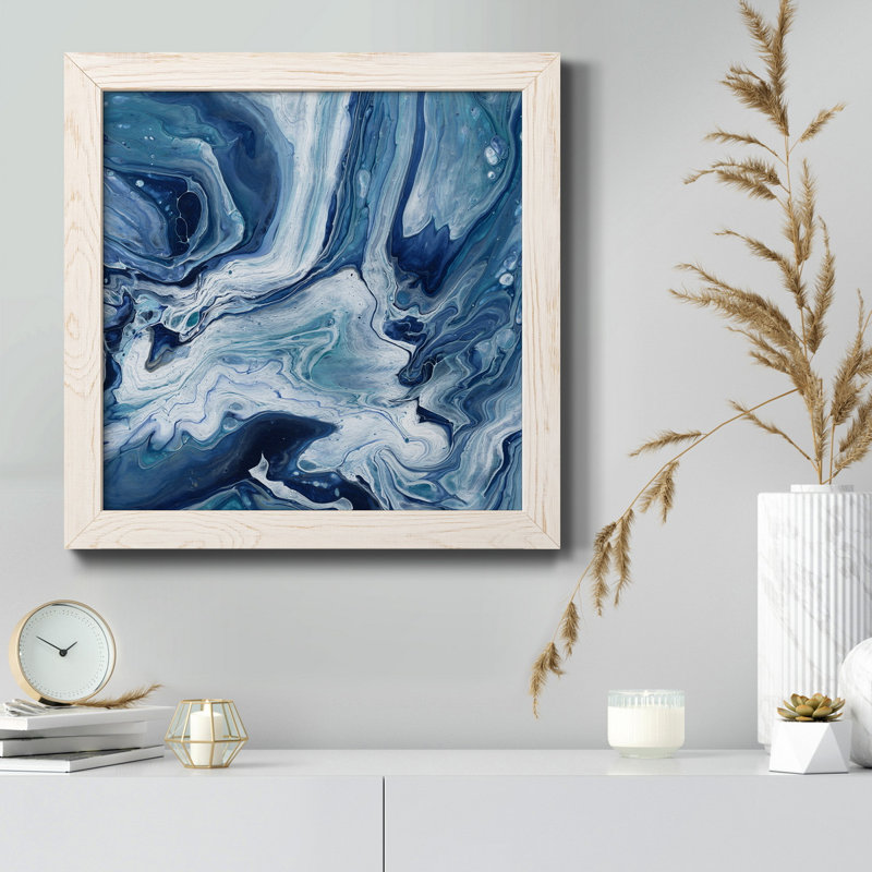 Arranging Sea Glass - Peinture sur toile encadrée, Cadre blanc, H 27,5 po x l 27,5 po x P 1,5 po