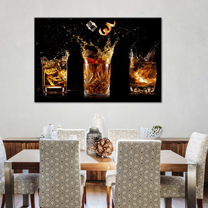«Splashing Whiskey Glass», reproduction sur toile, H 30 po x l 45 po x P 1,25 po