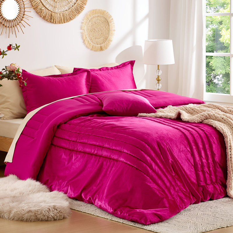 Luxury Velvet Bedding Comforter Sets 3 Pieces. Lightweight fluffy and soft velvet comforter set, HotPink, King