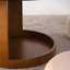 Ensemble de table basse de style campagnard avec tabourets gigognes et rangement dissimulé