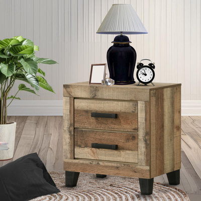 Ensemble de chambre avec très grand lit 5 pièces avec lit en bois naturel antique, commode, miroir et 2 tables de chevet