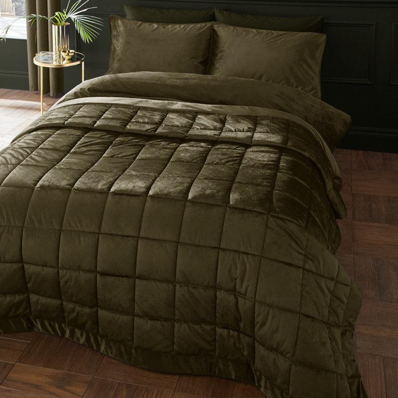 Kingsley Matt Velvet Quilted Bedspread, Green