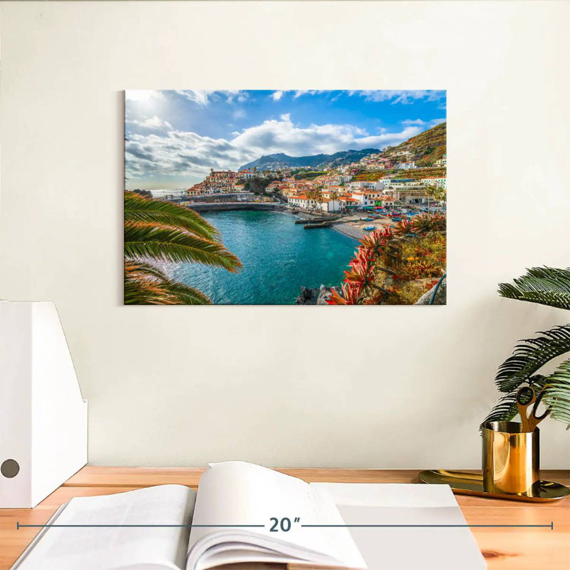Nicci Camara De Lobos, 8" H x 12" W