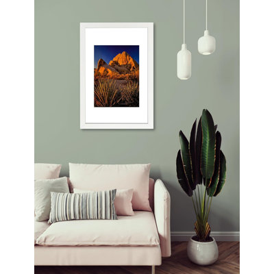 Picture Frame PVC White Frame 13.4W×3.1D×19.3H / 7.48LB Wall Mount Display , Pack of 5