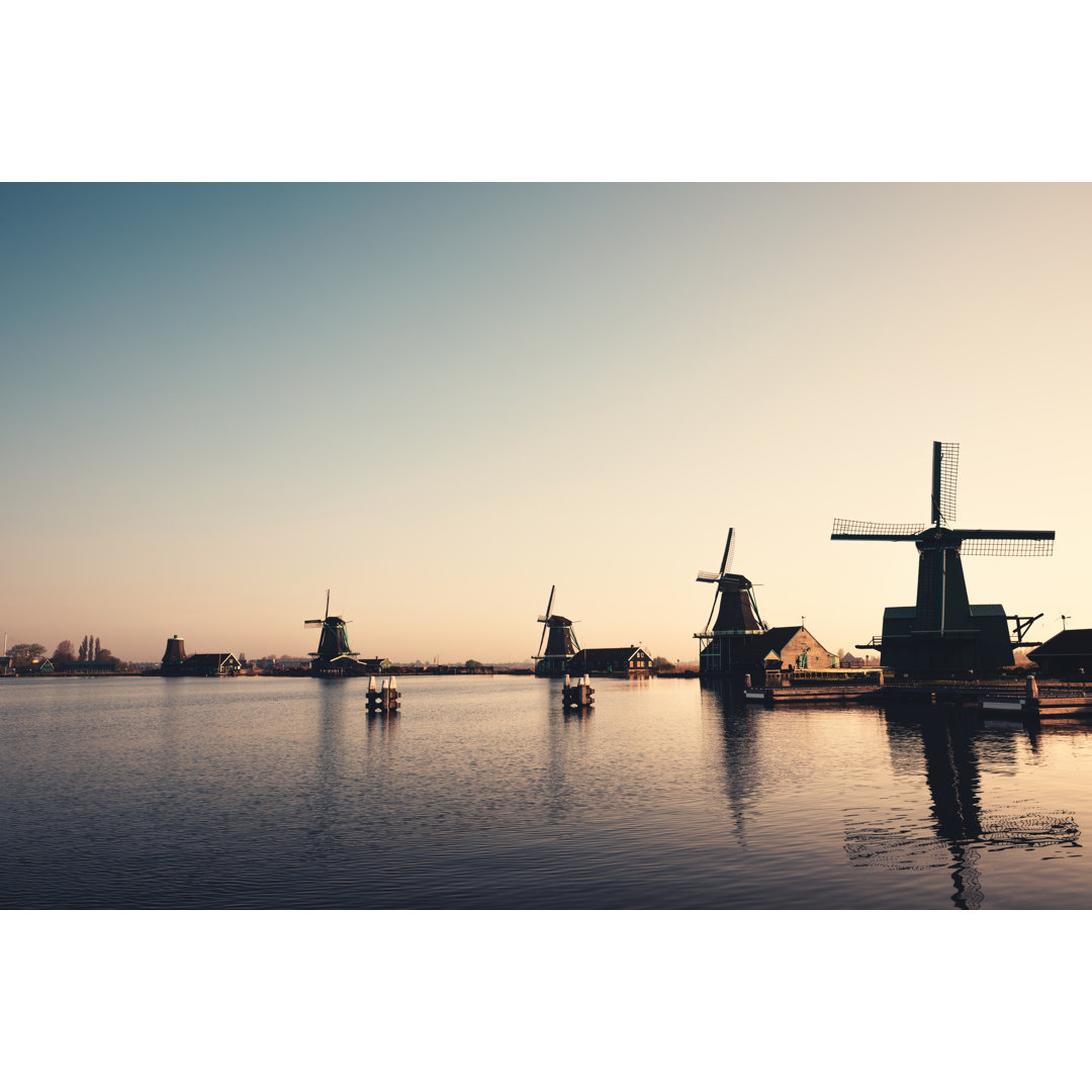 Zaanse Schans Windmühlen von Borchee - Kunstdrucke auf Leinwand