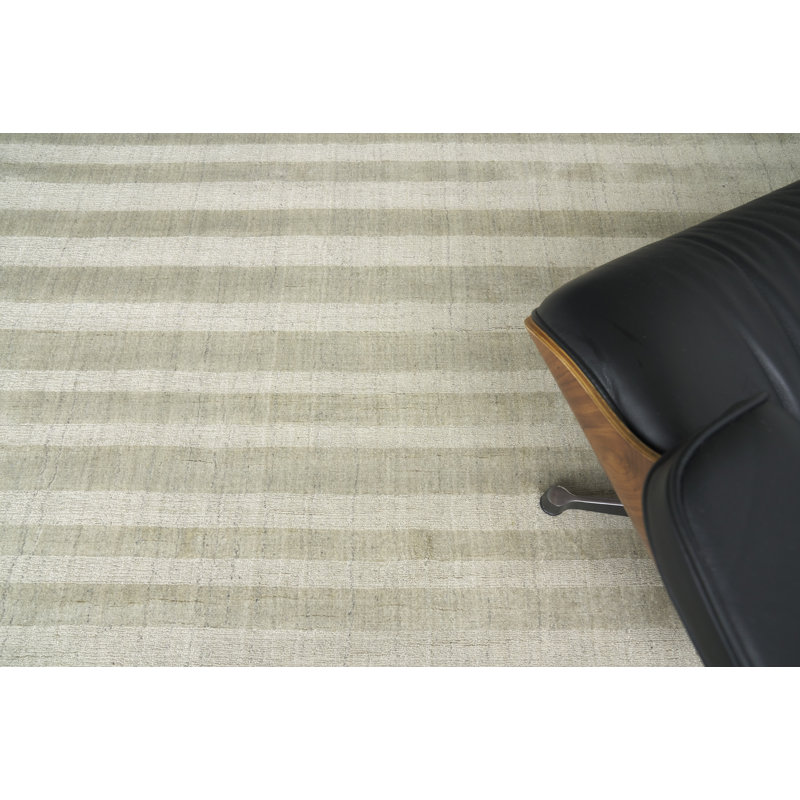 Robin Striped Area Rug in Taupe, Rectangle 6' x 9'
