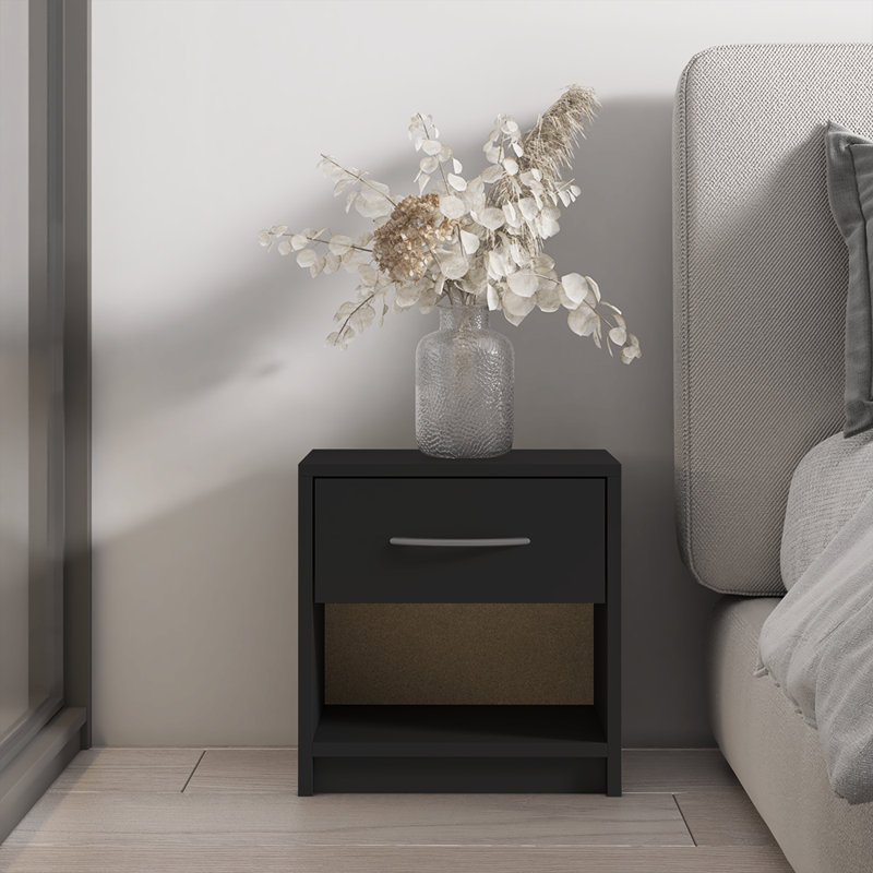 Vivette 15.2" Nightstand with Matte Finish, Black