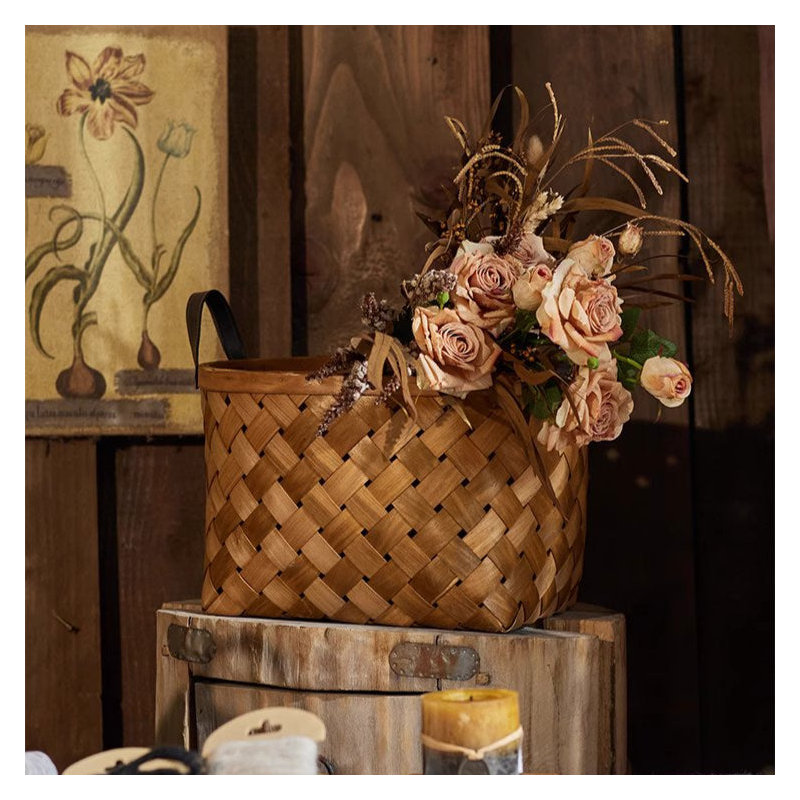 Panier rustique en bois tissé à la main
