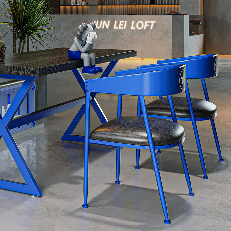 Maggee 4 - Person Trestle Dining Set