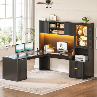 Bureau d'ordinateur en coin 67 po x 65 po en L avec huche