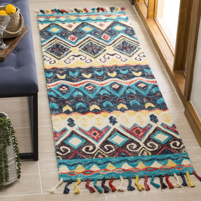 Vahakn Hand Tufted Wool Oriental Rug, Runner 2'3" x 7'