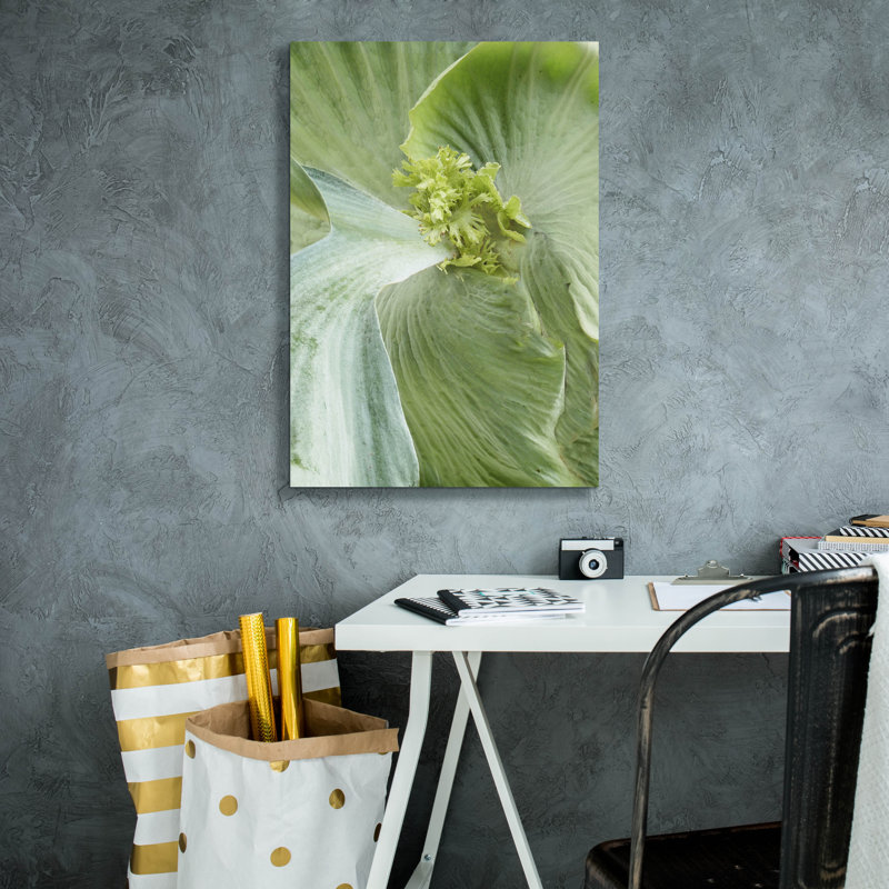 «Banana Leaf 2» par Brittany Evans, art mural sur toile, H 26 po x l 18 po