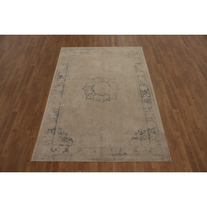 Tapis classique avec bordure florale Timeless Classic