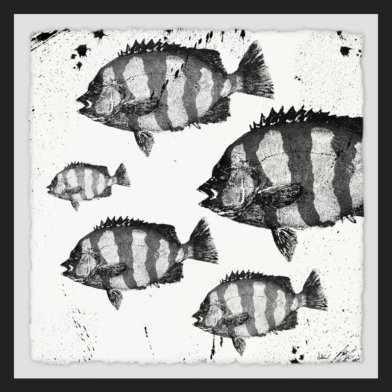 Barred Fish par Julia Posokhova - reproduction de cadre photo, H 32 po x l 32 po