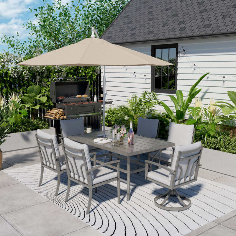 Table de salle à manger d'extérieur en aluminium avec trou pour parasol