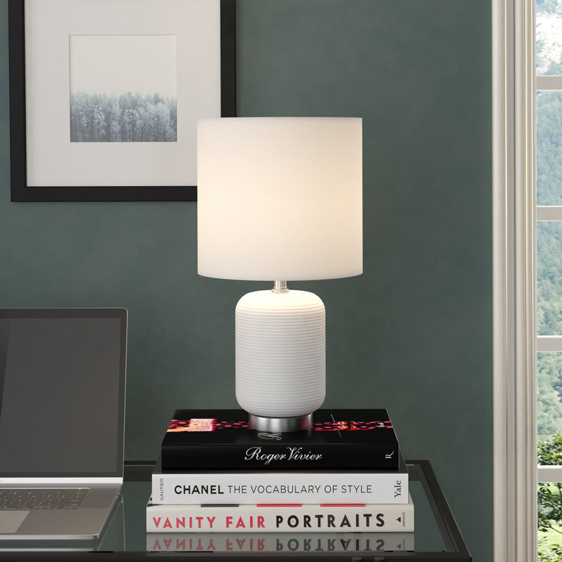 Lampe de table 15 po Gracie, Blanc mat / nickel brossé