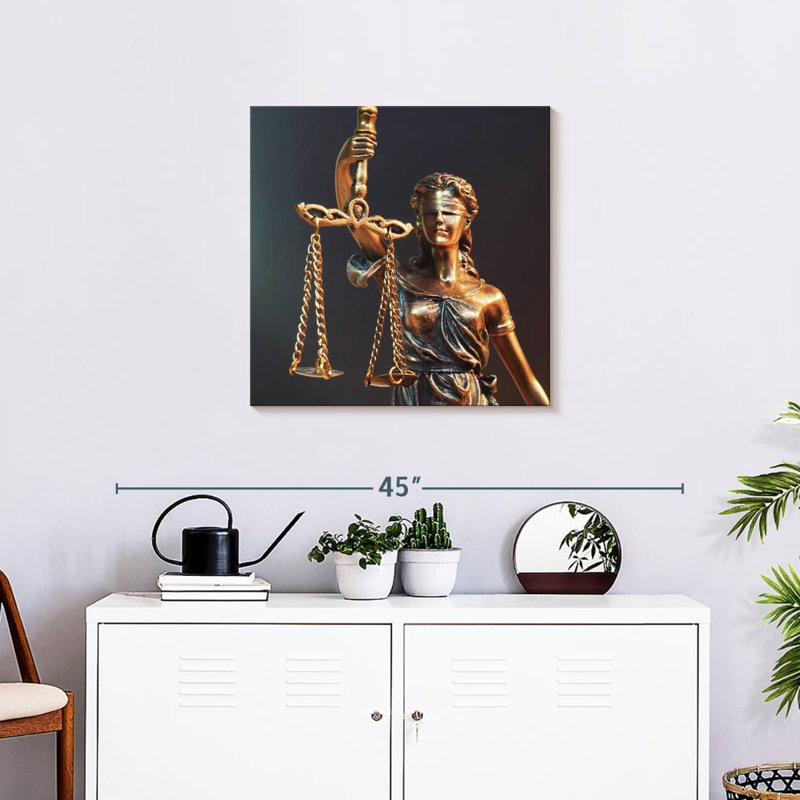 Statue Alcaraz Lady Justice, H 24 po x l 24 po