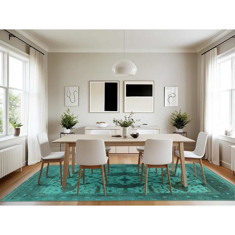 Oriental Indoor Rug, Rectangle 7' x 10'