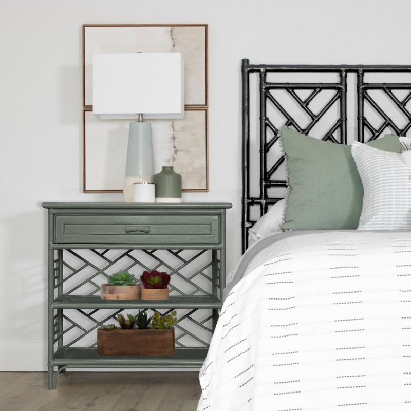 Chippendale End Table, Evergreen