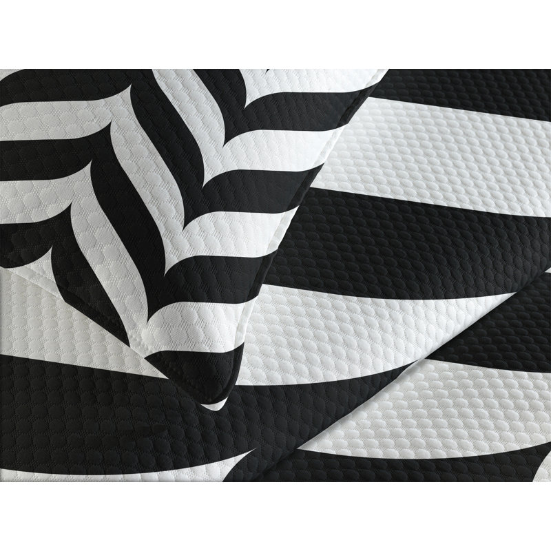 Ambesonne Modern Bedspread Set Chevron Retro Black White, King Bedspread + 2 Standard Shams