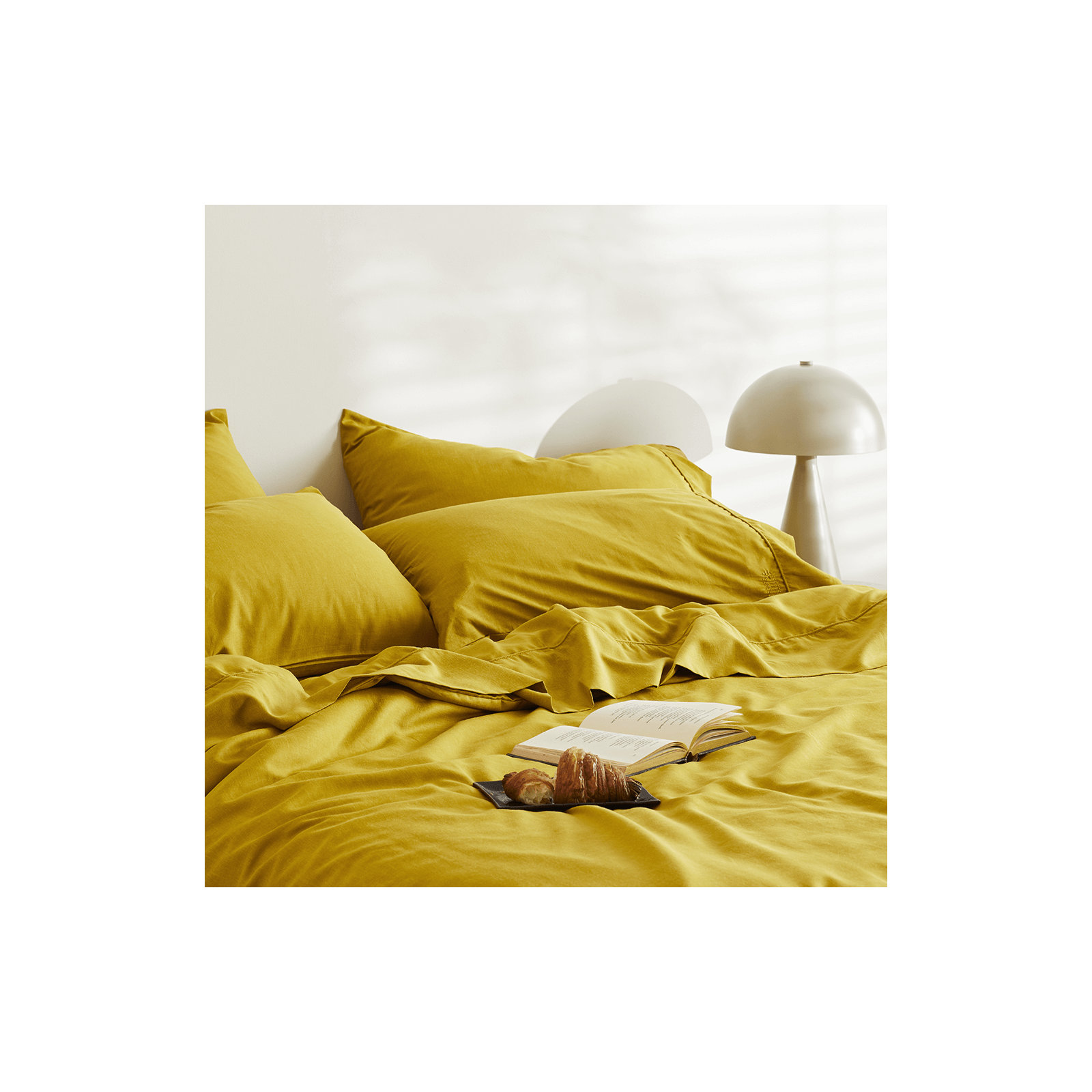 Signature Sateen Pillowcase, Full / Double Pillowcase + Pillowcases 2 Standard, Honey