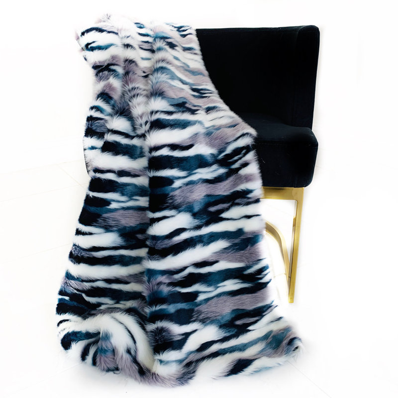 Couverture Plutus, l 60 po x L 96 po, Bleu, noir, blanc