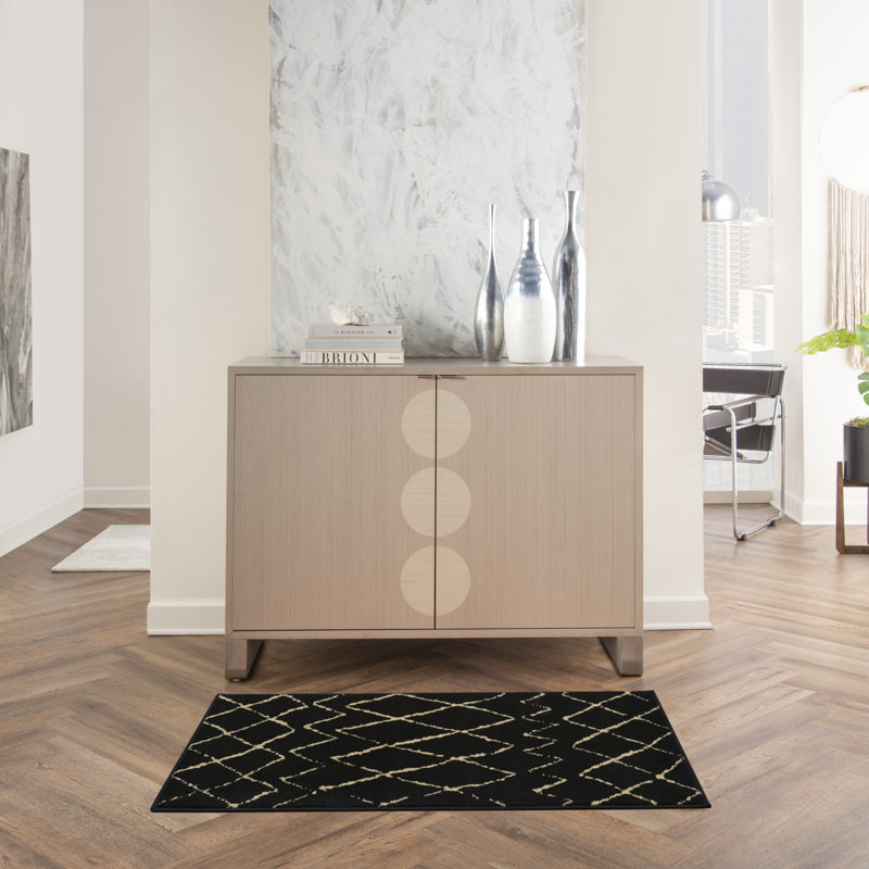 Budyoni Geometric Indoor Rug, Rectangle 2' x 4'