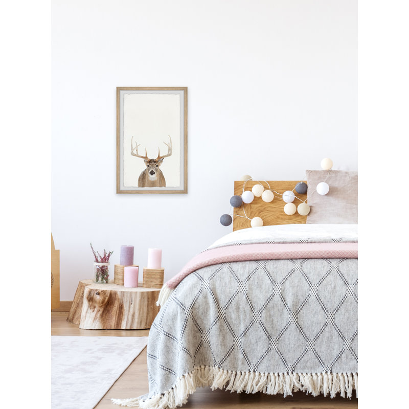 «Winter Deer», reproduction encadrée, H 12 po x l 8 po x P 1,5 po